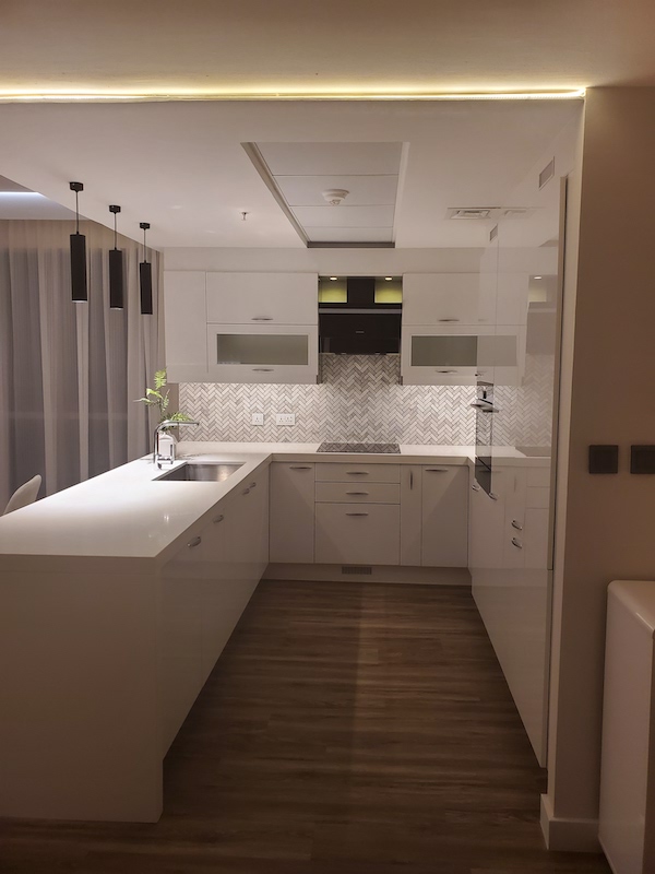 kitchen renovations in dubai, interior designer dubai, modern homes in downtown , fitout a to z downtown residences old town
