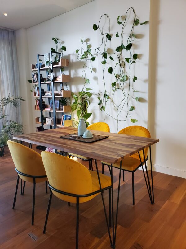 contemporary home styling in dubai, imterior stylist designer in dubai, dubai home renovations city walk, bar counter