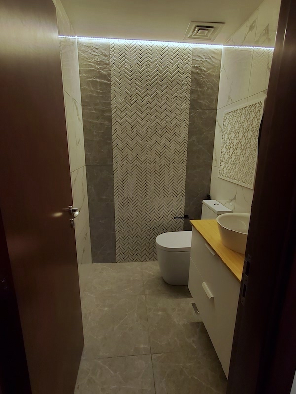 bathroom in  jbr renovations, dubai interior designer, home upgrade, jbr shams fitout